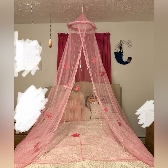 Idea Nuova Other - NWT (sold out) moveable canopy for above bed; pink with embroidered crowns